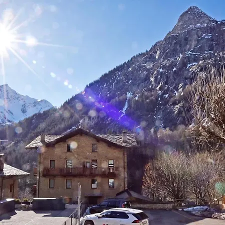 5 Min A Piedi Dal Centro - Free Park Courmayeur